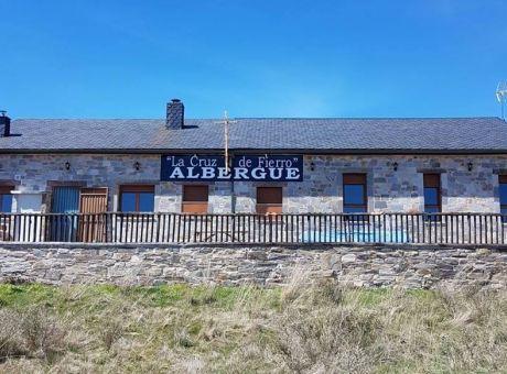 Albergue De Peregrino Cruz De Fierro 폰세바돈 외부 사진